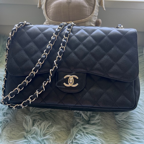 Chanel Classic Jumbo Double Flap Bag - Picture 1 of 5